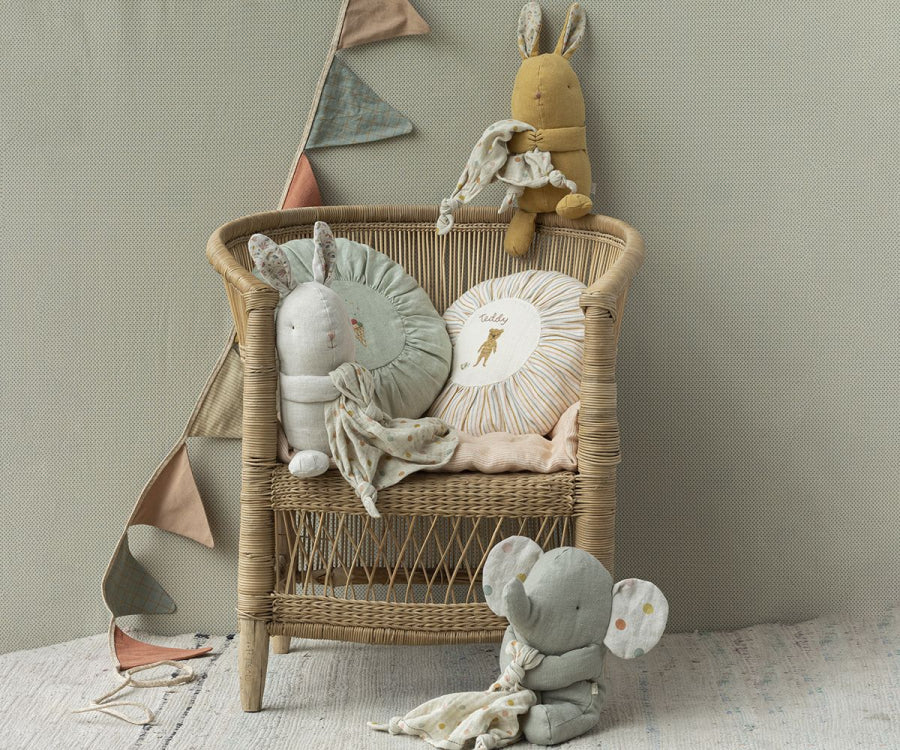 Maileg Lullaby Friends - Elephant - Iron grey (Plays Music)
