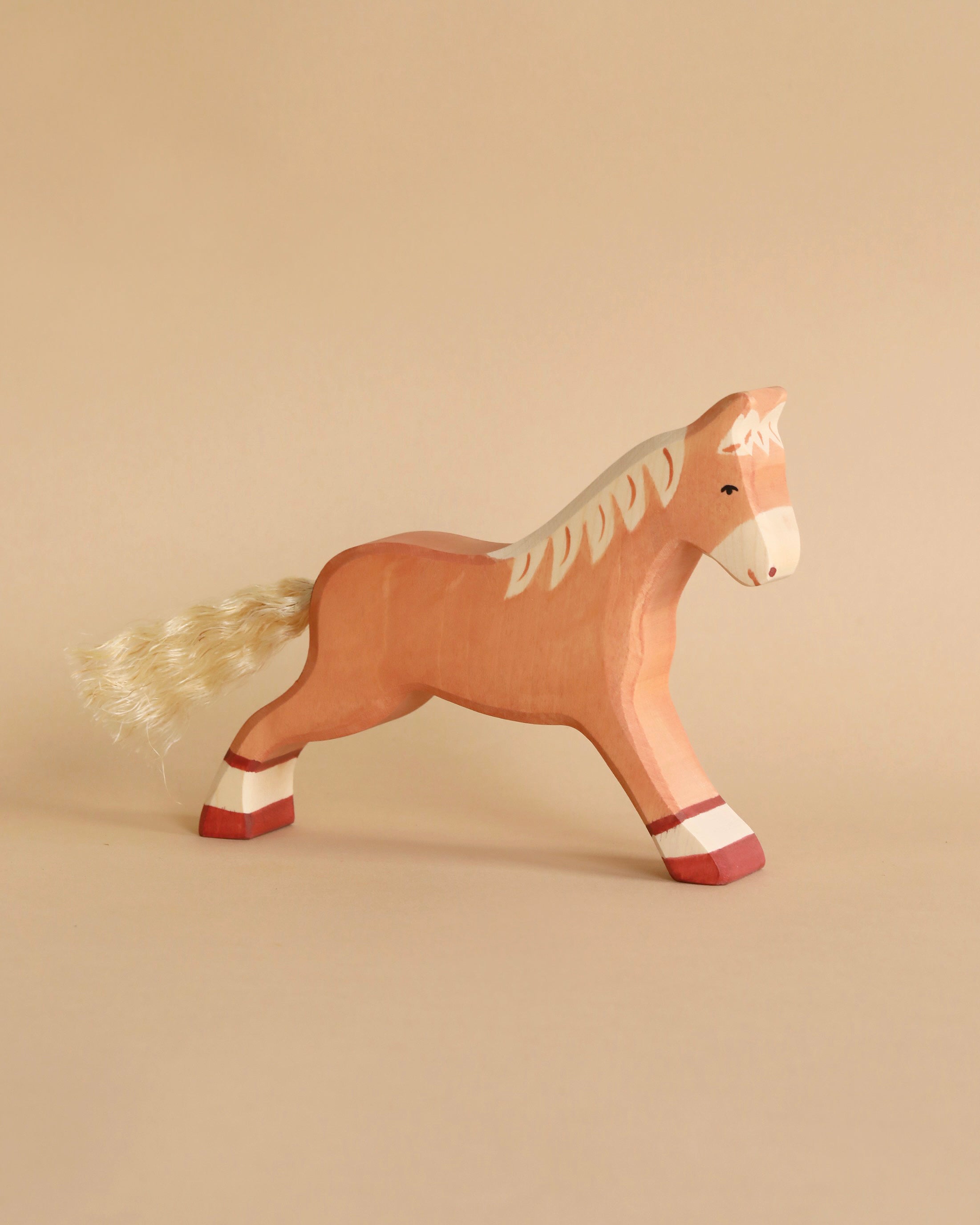 Holztiger Horse, Running, Light Brown