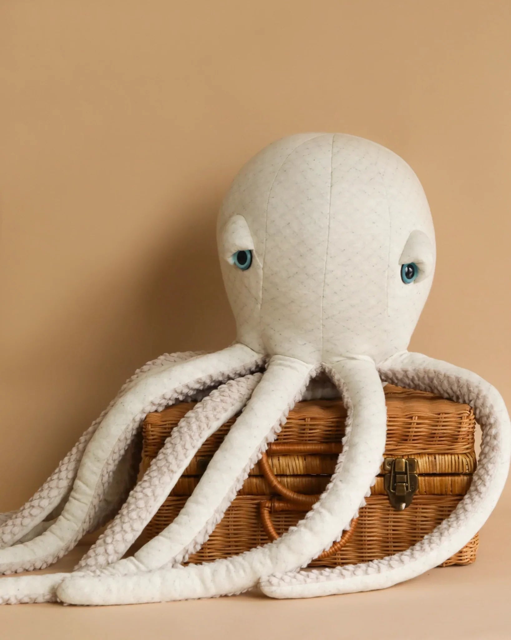 BigStuffed Octopus - Big Albino